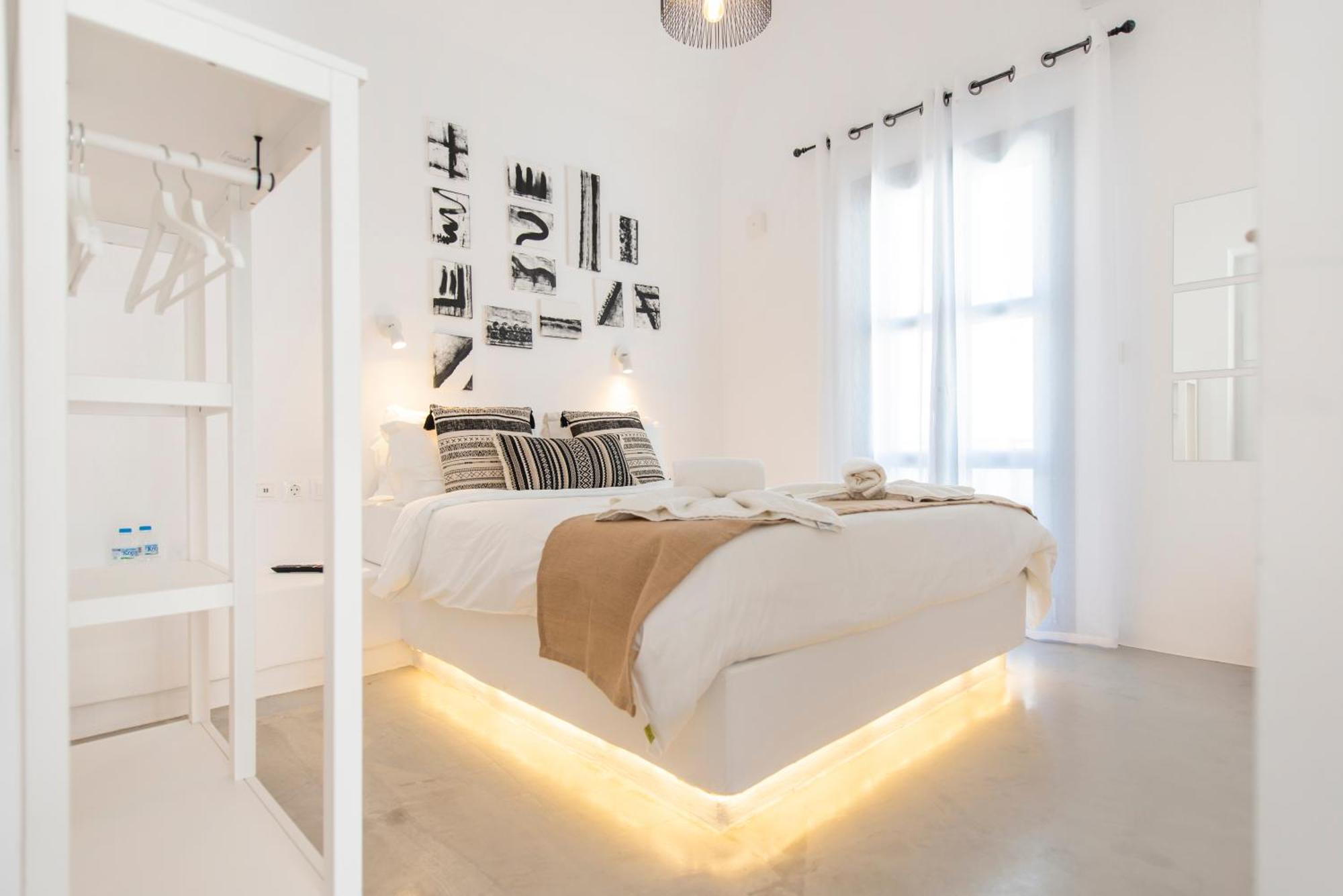 Bedspot Hostel Фіра Екстер'єр фото