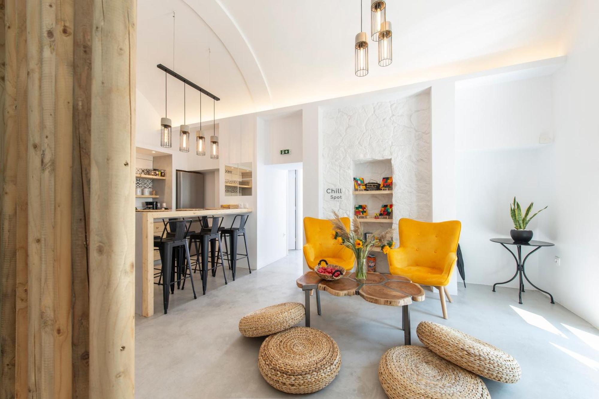 Bedspot Hostel Фіра Екстер'єр фото